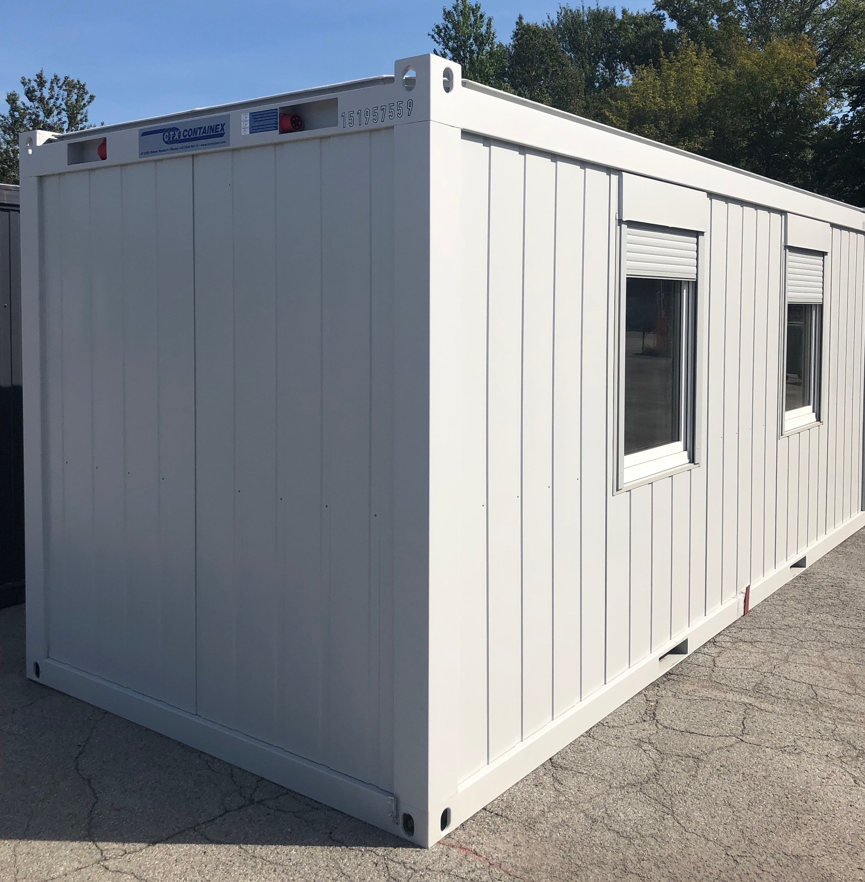 Containex standard soojak 2.4 x 6m, helehall RAL 9002 / interjöör tamm