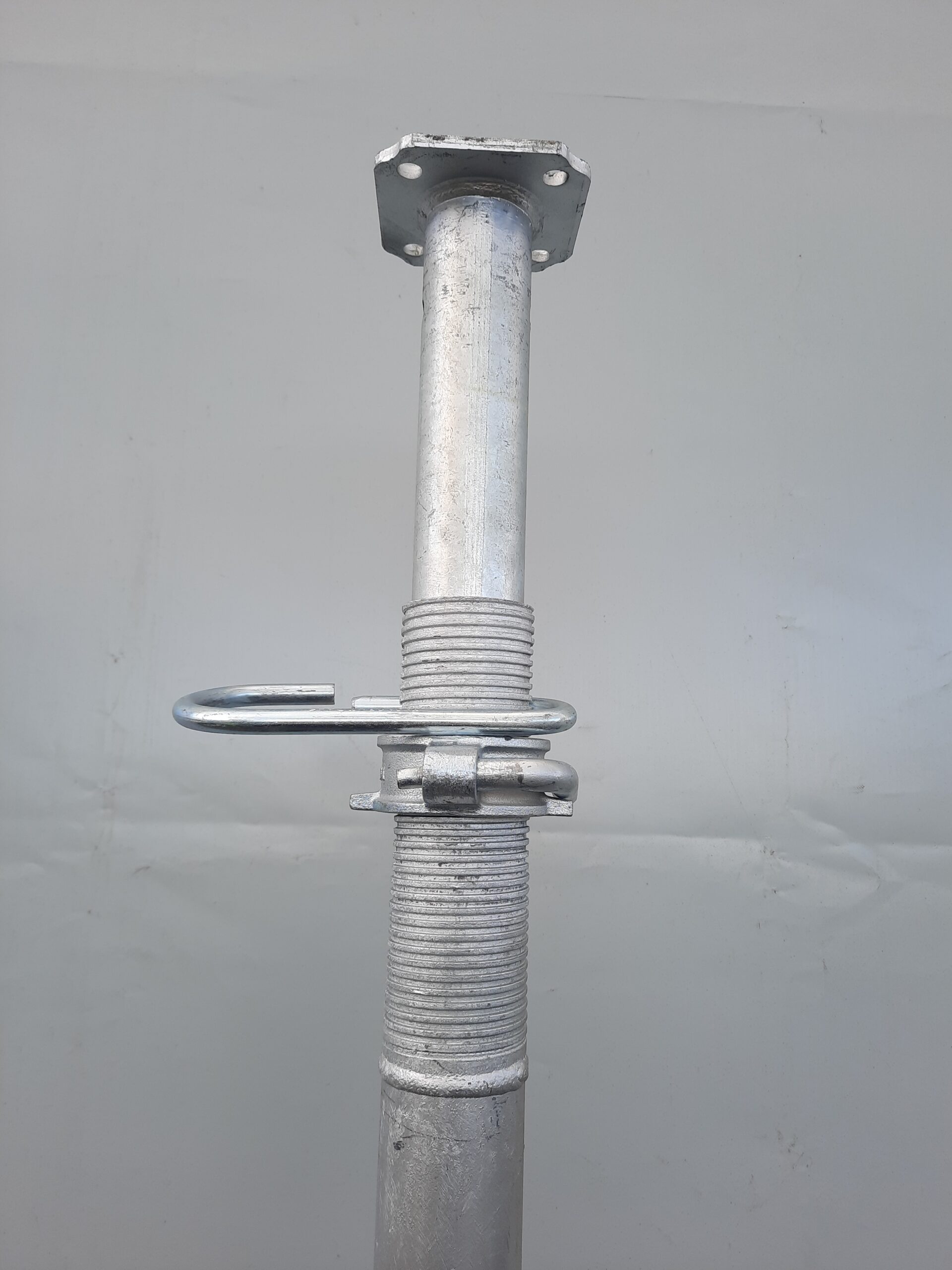 Tugipost 400 (2.25...4.0m), 20,8...39kN